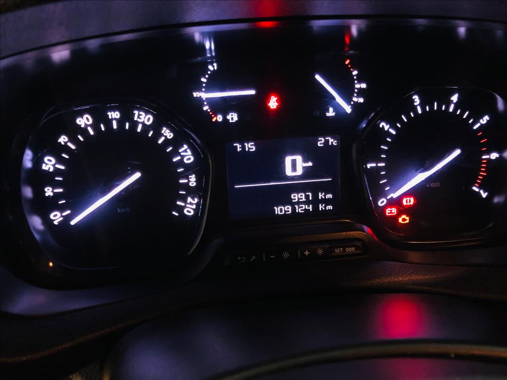 JUMPY 1.5 BLUEHDI DIESEL CARGO MANUAL10