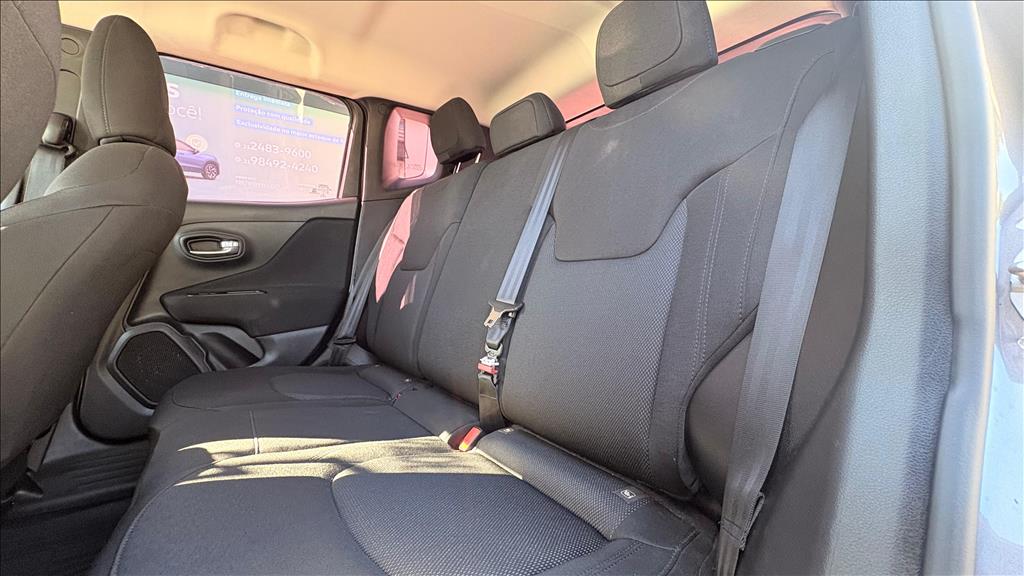 RENEGADE 1.8 16V FLEX 4P AUTOMÁTICO13