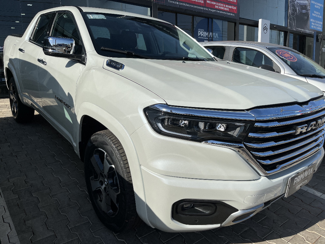 RAMPAGE 2.2 TURBO DIESEL LARAMIE 4X4 AUTOMÁTICO