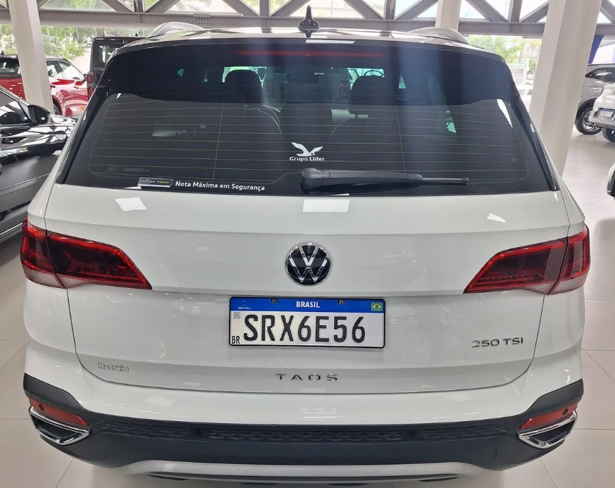 TAOS 1.4 250 TSI TOTAL FLEX HIGHLINE AUTOMÁTICO4