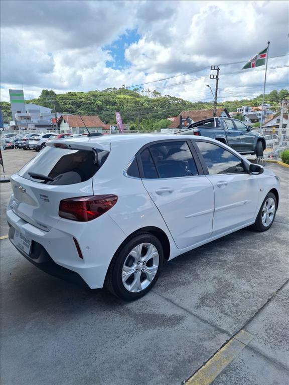 ONIX 1.0 TURBO FLEX PREMIER AUTOMÁTICO