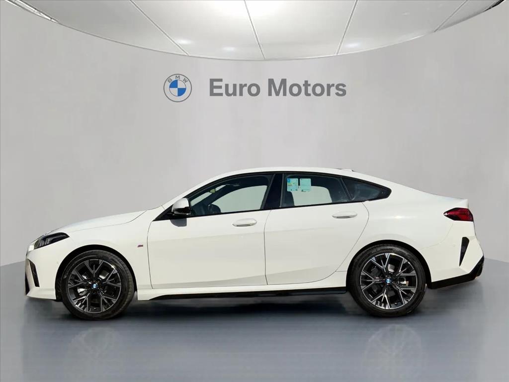 BMW-220i-2.0 16V TURBO GASOLINA GRAN COUPÉ M SPORT STEPTRONIC