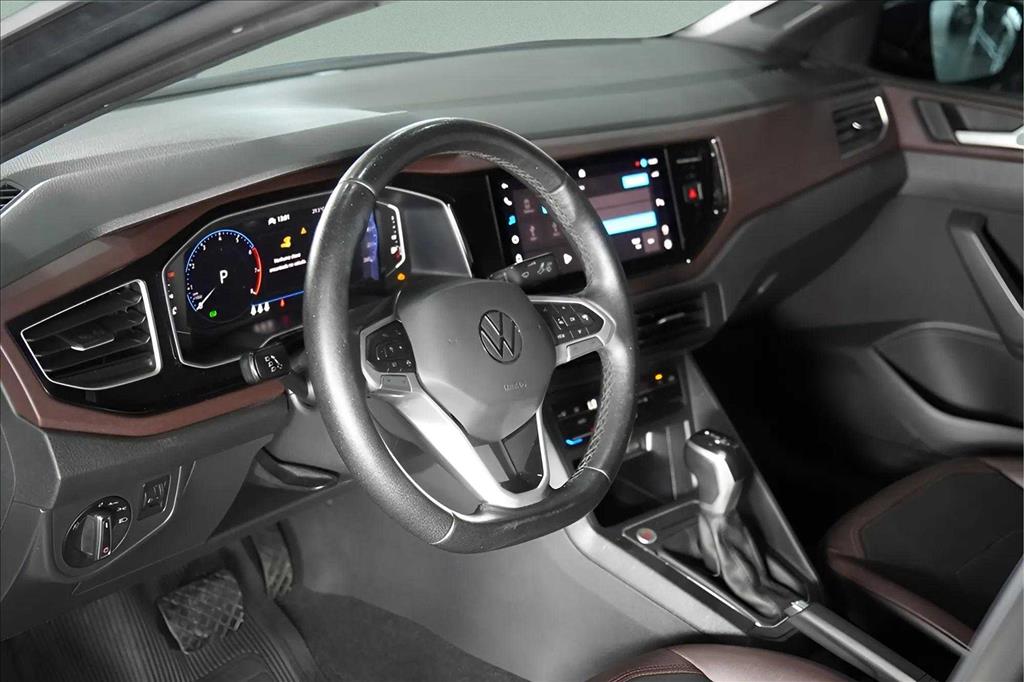VIRTUS 1.0 200 TSI HIGHLINE AUTOMÁTICO10