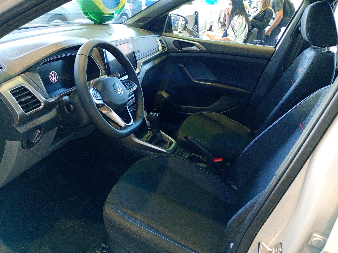 T-CROSS 1.0 200 TSI TOTAL FLEX AUTOMÁTICO5