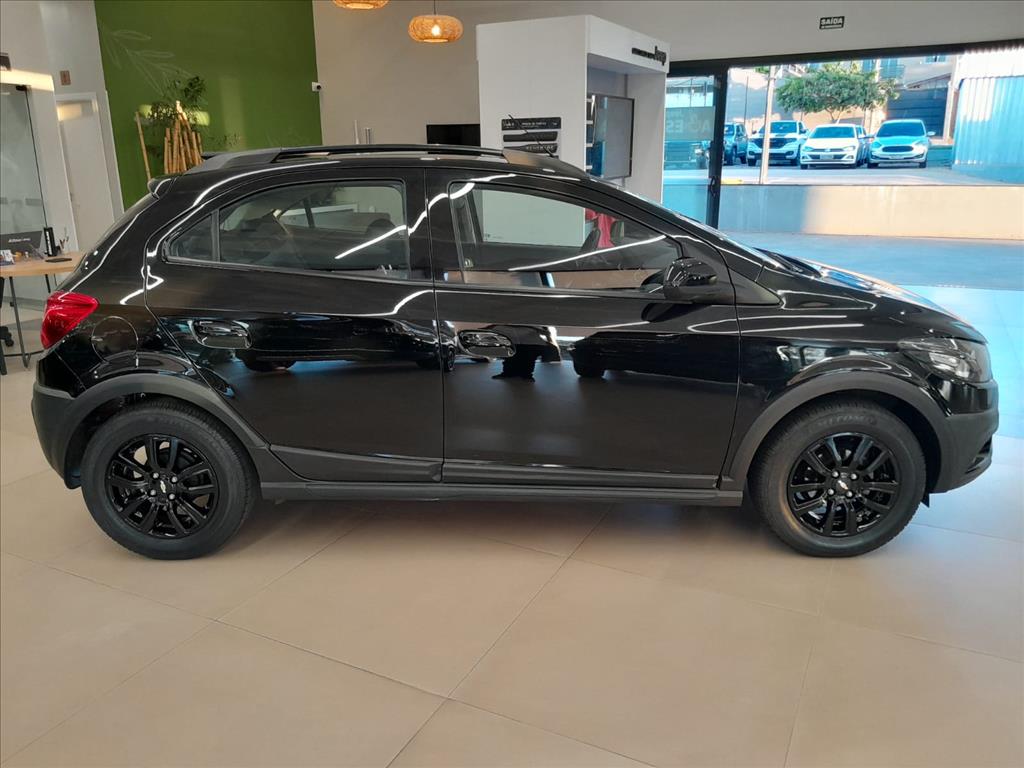 ONIX 1.4 MPFI ACTIV 8V FLEX 4P AUTOMÁTICO13