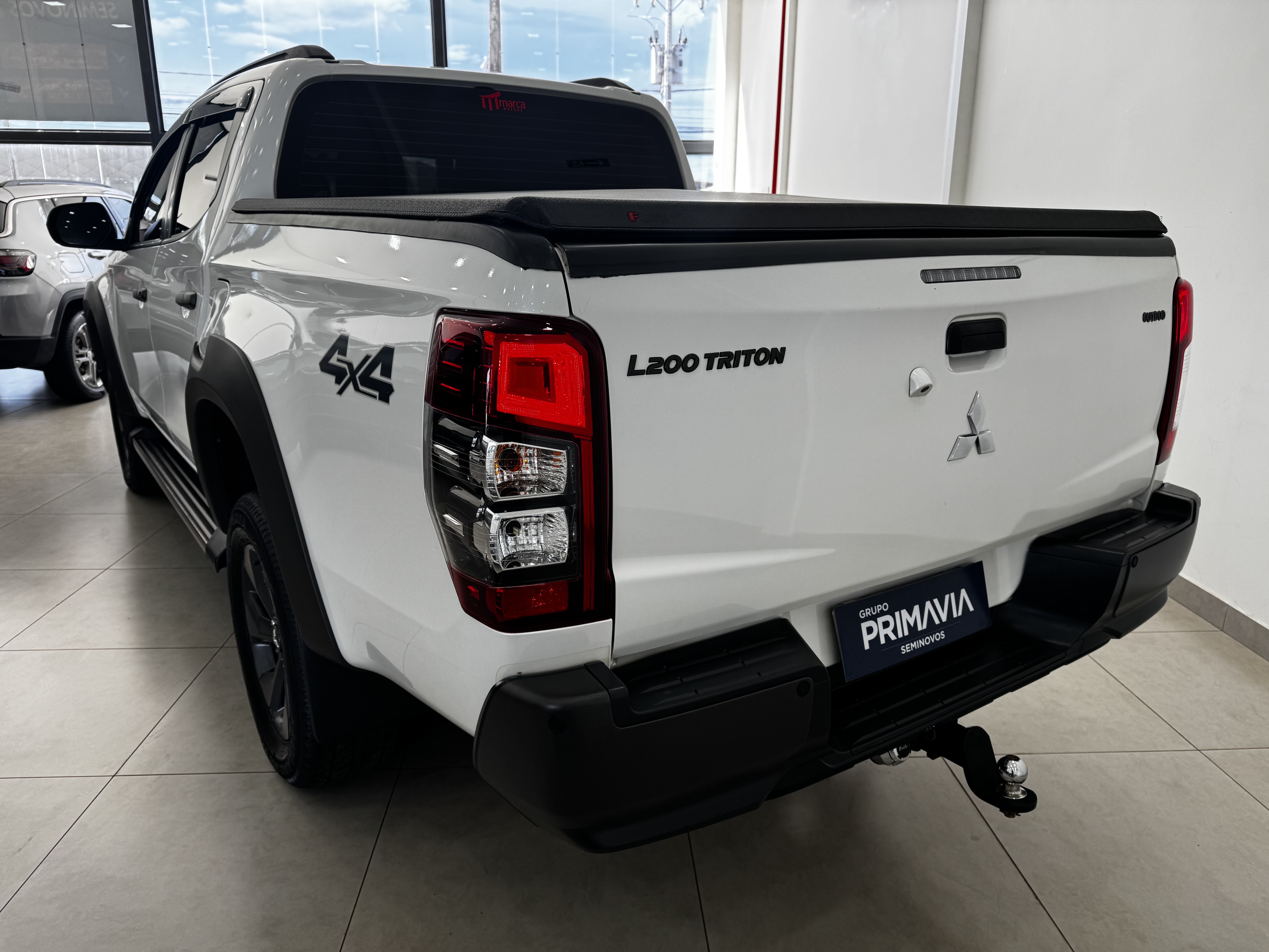 TRITON 2.4 BITURBO DIESEL CD GLS 4X4 AUTOMÁTICO3