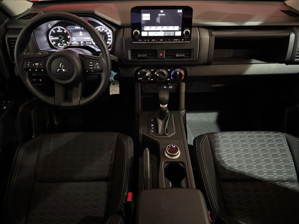 Mitsubishi-TRITON-2.4 BITURBO DIESEL CD GL 4X4 AUTOMÁTICO