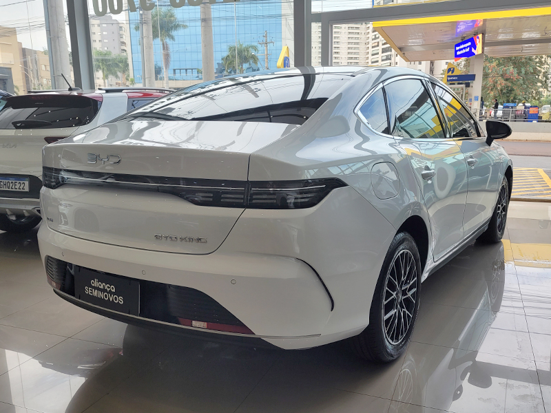 KING 1.5 DM-I PHEV GS AUTOMÁTICO3