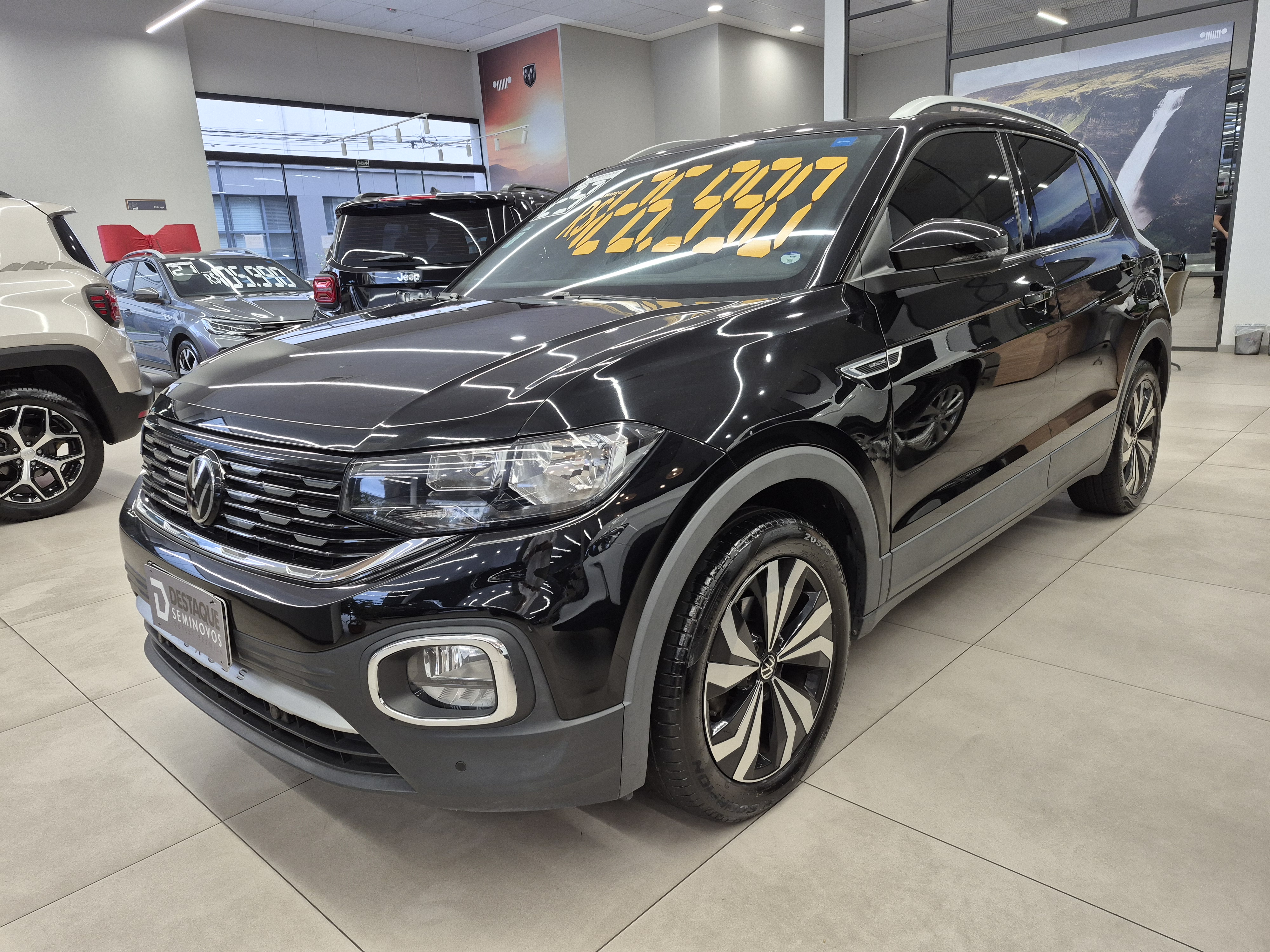 VOLKSWAGEN T-CROSS