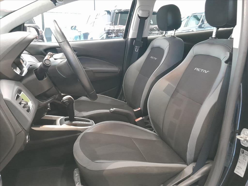 ONIX 1.4 MPFI ACTIV 8V FLEX 4P AUTOMÁTICO9