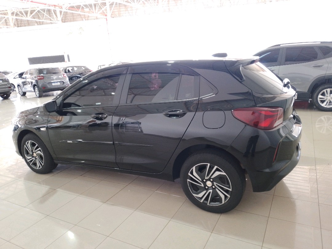 Chevrolet Onix 1.0 Flex LT Manual - foto 6