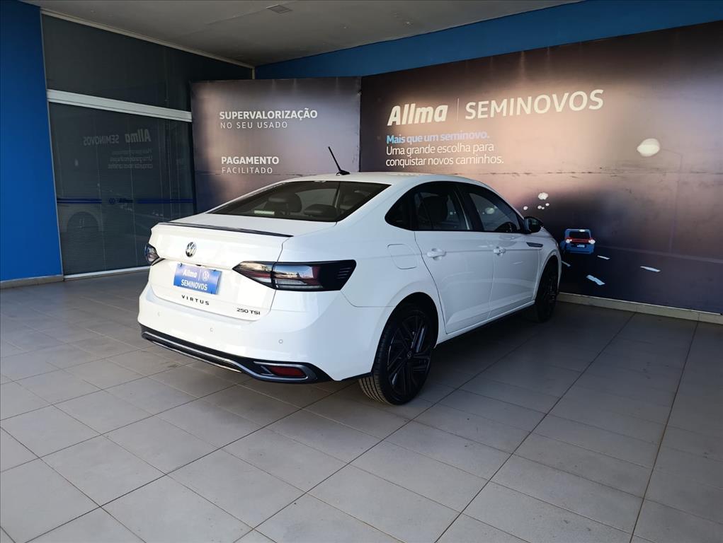 VIRTUS 1.4 250 TSI EXCLUSIVE AUTOMÁTICO4