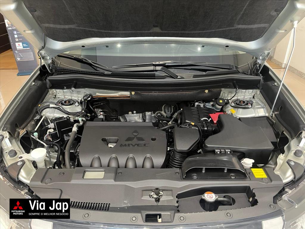 Mitsubishi-OUTLANDER-2.0 MIVEC GASOLINA HPE AUTOMÁTICO