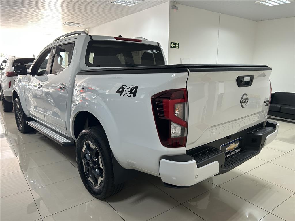 FRONTIER 2.3 16V TURBO DIESEL PLATINUM CD 4X4 AUTOMÁTICO4