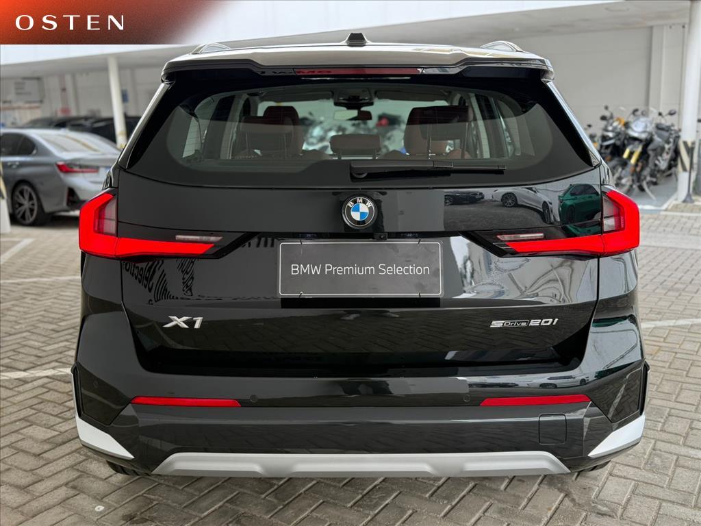 BMW-X1-2.0 16V TURBO GASOLINA SDRIVE20I X-LINE STEPTRONIC