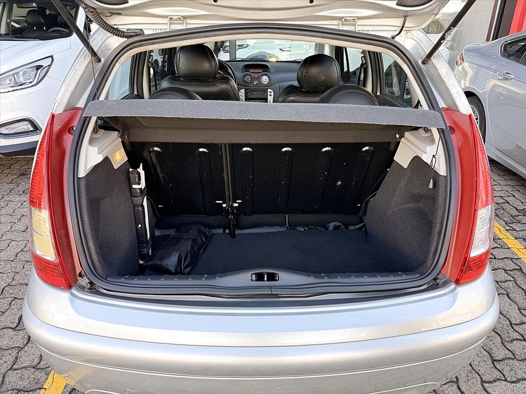 Citroën C3 - 1.6 EXCLUSIVE 16V FLEX 4P MANUAL