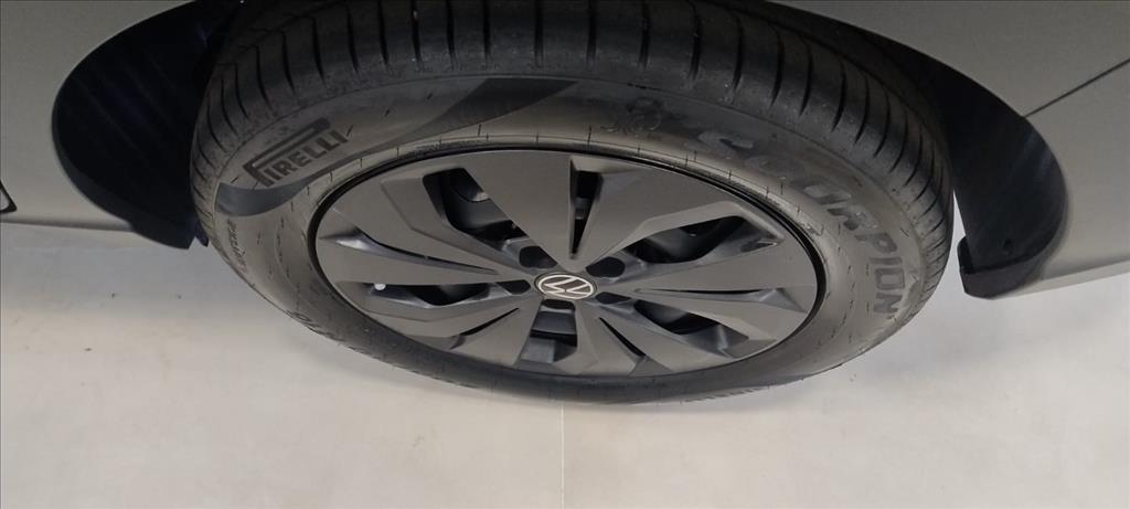 NIVUS 1.0 200 TSI TOTAL FLEX SENSE AUTOMÁTICO11