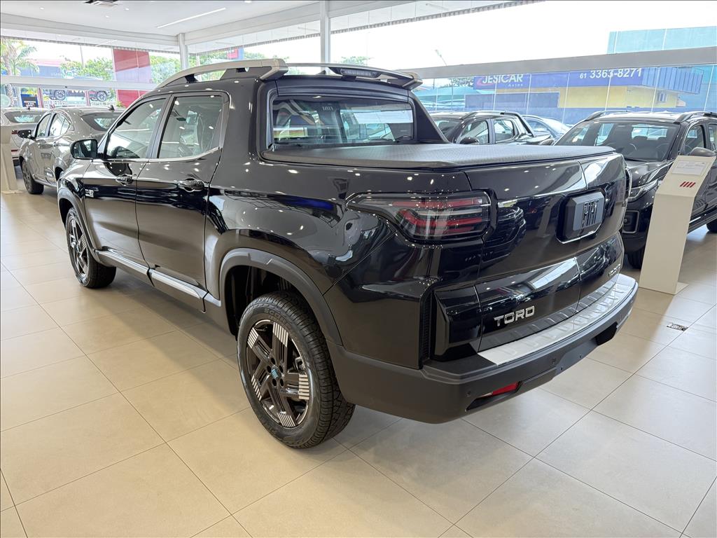 TORO 1.3 TURBO 270 FLEX VOLCANO AT64