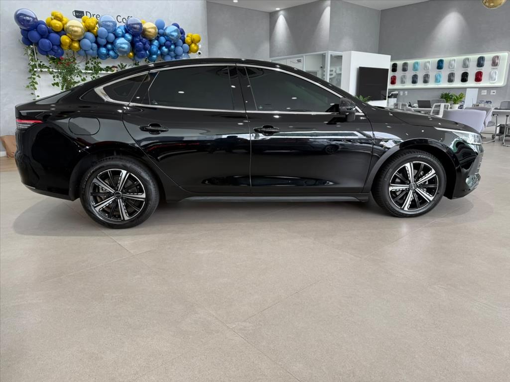 KING 1.5 DM-I PHEV GL AUTOMÁTICO10