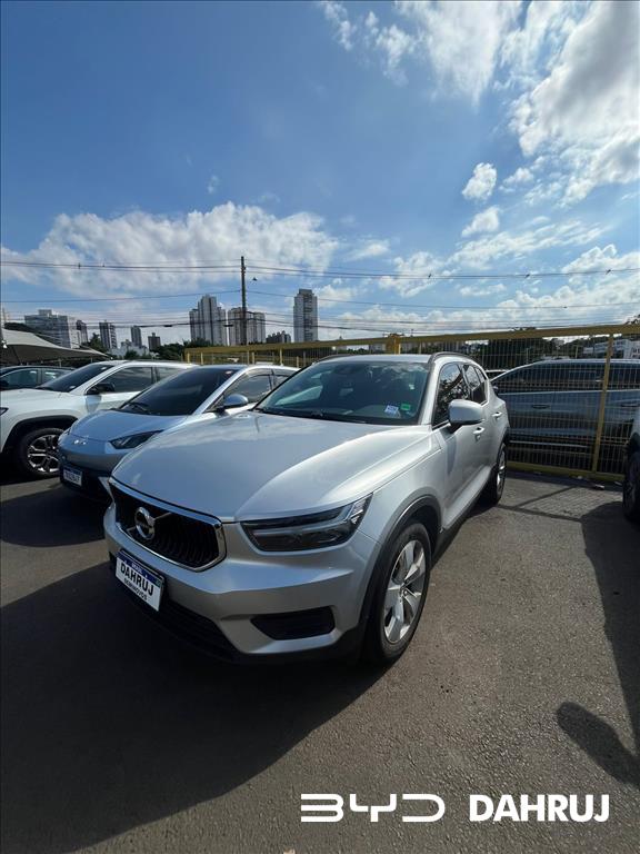 XC40 2.0 T5 GASOLINA MOMENTUM AWD GEARTRONIC
