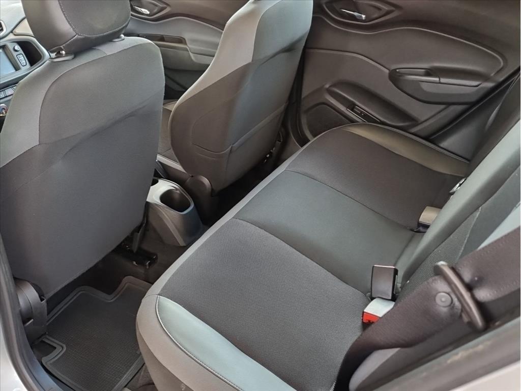 ONIX 1.4 MPFI ACTIV 8V FLEX 4P AUTOMÁTICO7