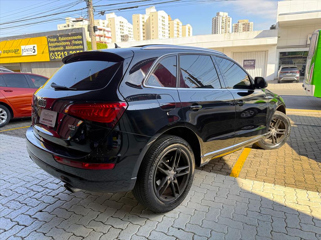 Audi Q5 - 2.0 TFSI AMBIENTE 16V 225CV GASOLINA 4P AUTOMÁTICO