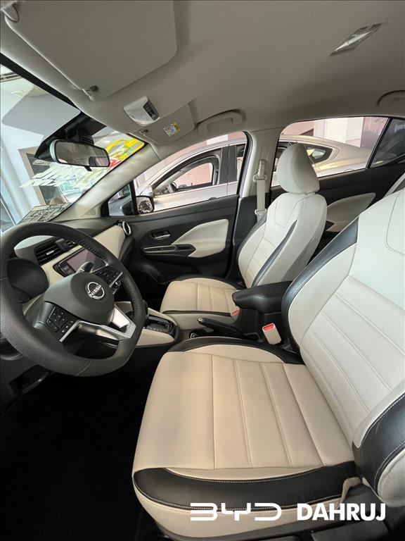 VERSA 1.6 16V FLEX EXCLUSIVE XTRONIC8