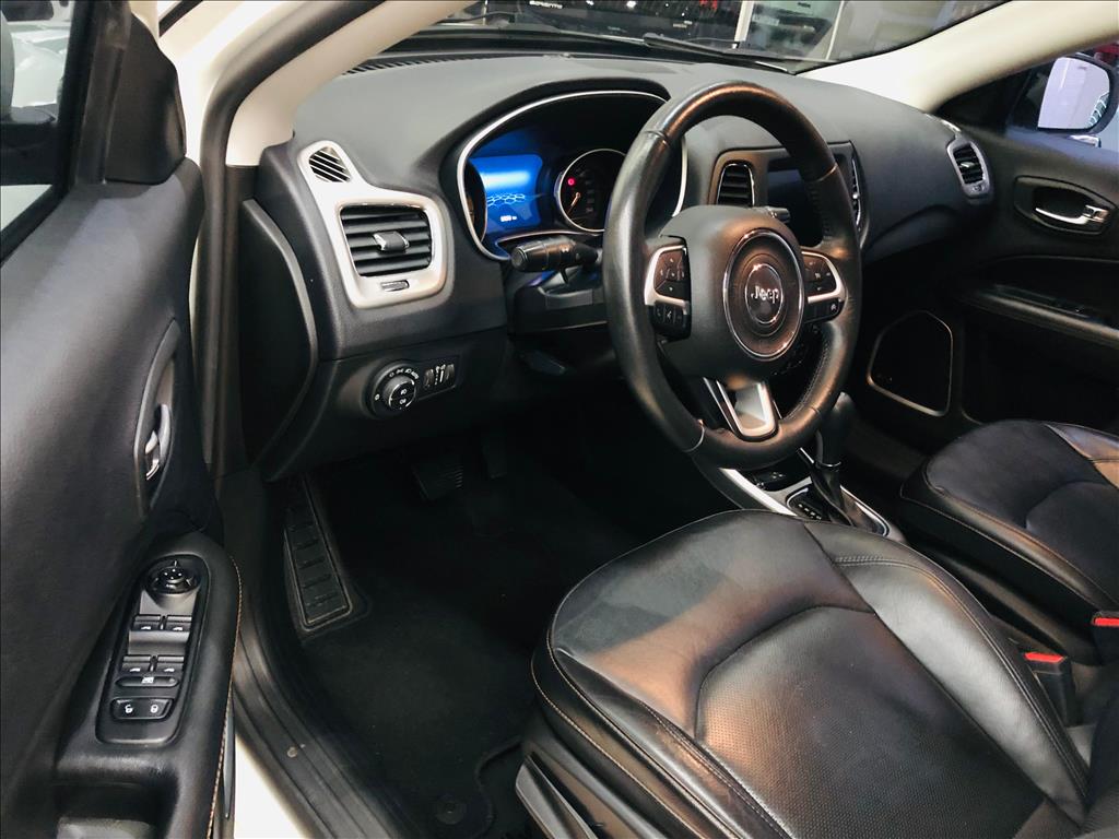 COMPASS 2.0 16V DIESEL LONGITUDE 4X4 AUTOMÁTICO6