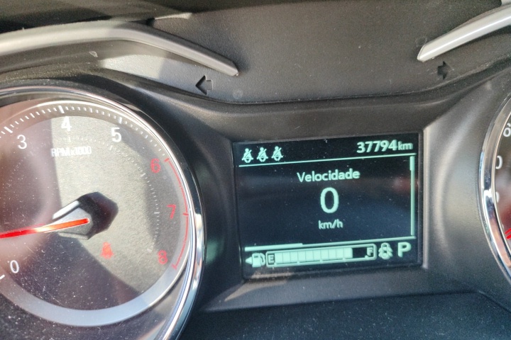 ONIX 1.0 TURBO FLEX LT AUTOMÁTICO6