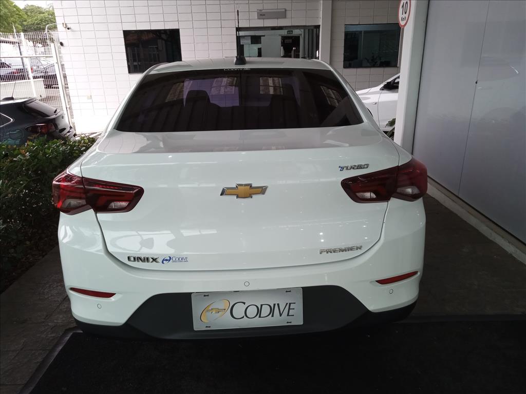 ONIX PLUS 1.0 TURBO FLEX PREMIER AUTOMÁTICO3