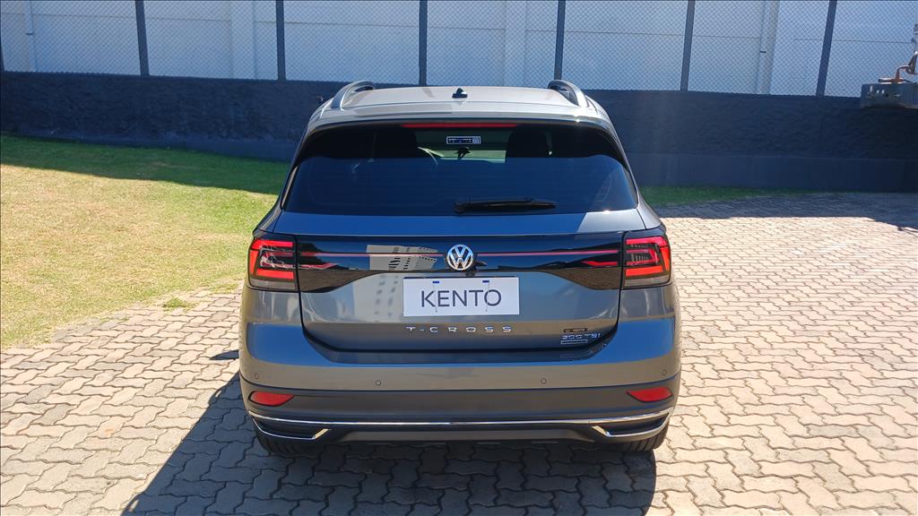 T-CROSS 1.0 200 TSI TOTAL FLEX COMFORTLINE AUTOMÁTICO2