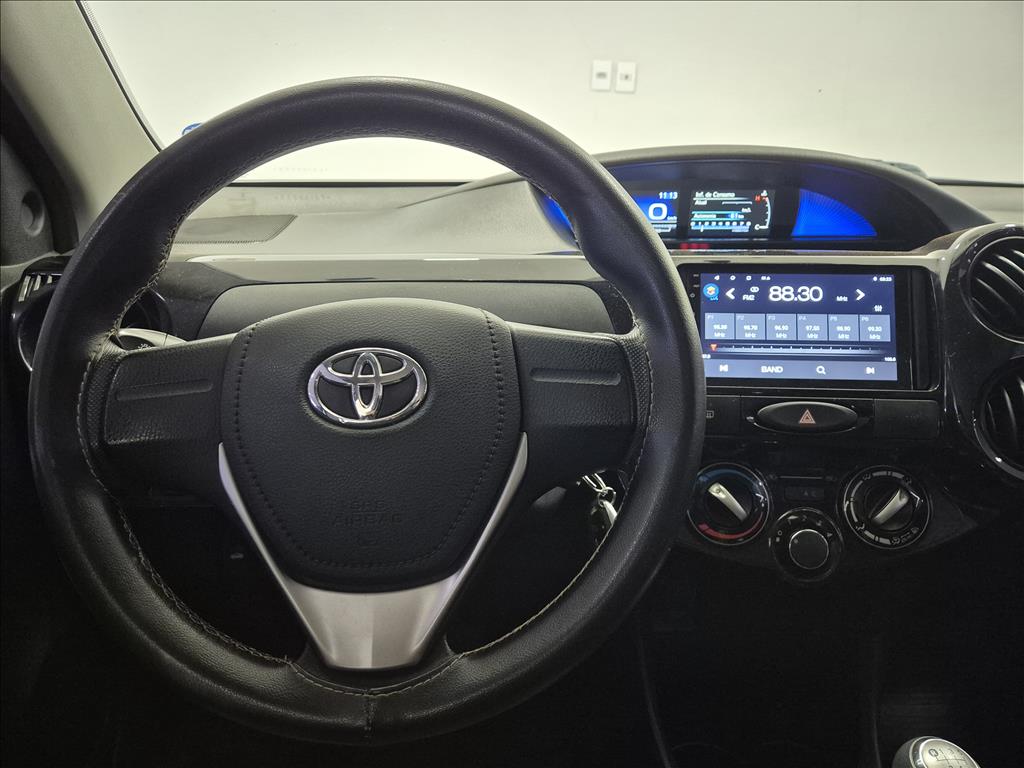 ETIOS 1.3 X 16V FLEX 4P MANUAL