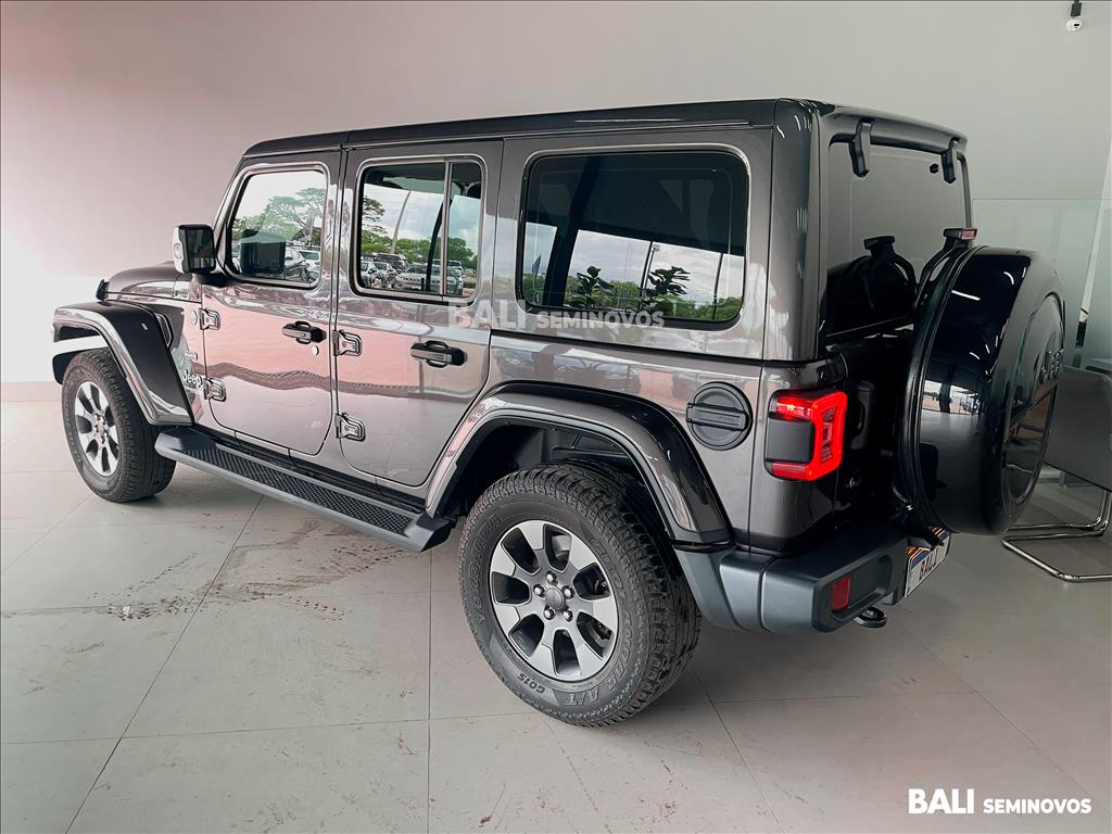 WRANGLER 2.0 TURBO GASOLINA UNLIMITED OVERLAND 4P 4X4 AT87