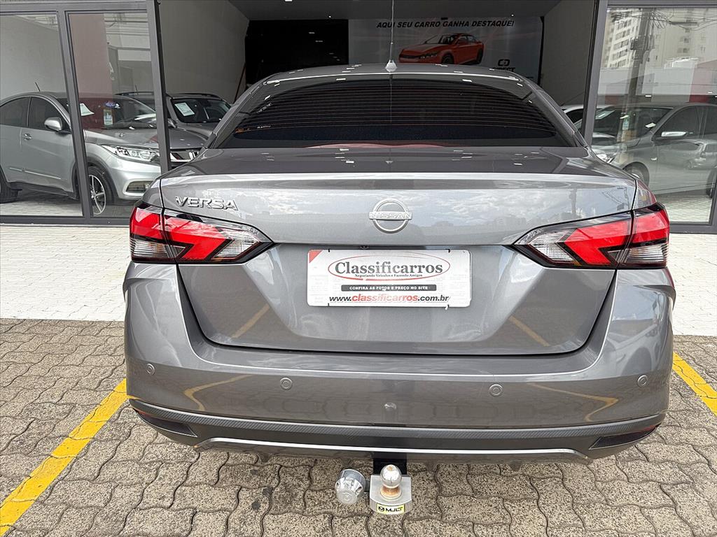 Nissan Versa - 1.6 16V FLEX ADVANCE XTRONIC