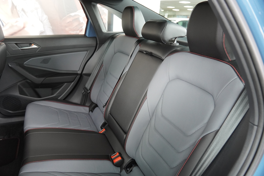 JETTA 2.0 350 TSI GASOLINA GLI DSG7