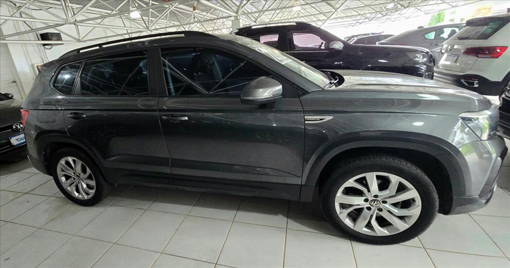 TAOS 1.4 250 TSI TOTAL FLEX COMFORTLINE AUTOMÁTICO11