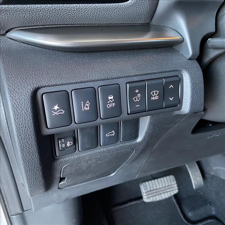 Mitsubishi-ECLIPSE CROSS-1.5 MIVEC TURBO GASOLINA HPE-S BLACK S-AWC CVT