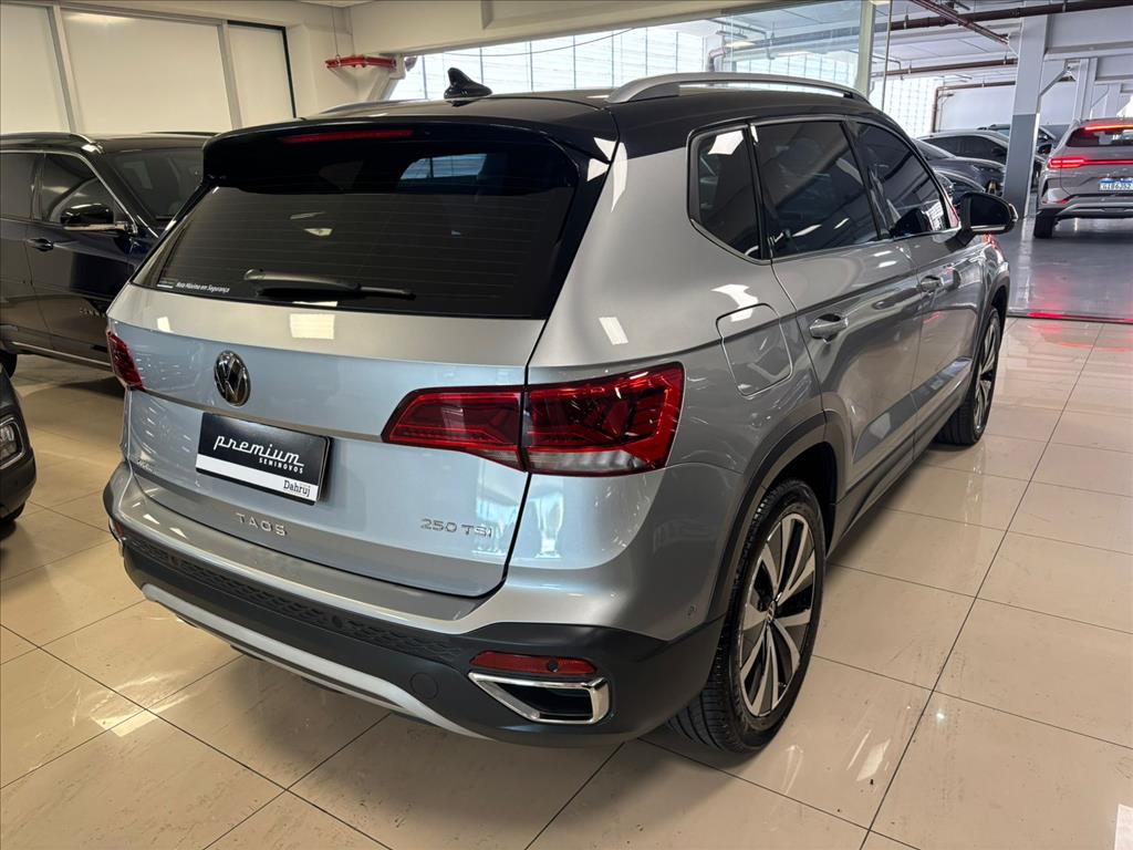 TAOS 1.4 250 TSI TOTAL FLEX HIGHLINE AUTOMÁTICO5