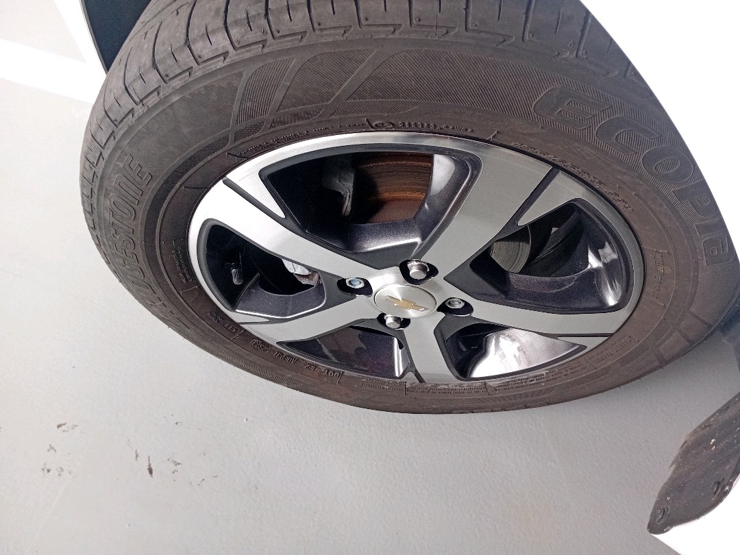 GM - Chevrolet-ONIX-1.4 MPFI LTZ 8V FLEX 4P AUTOMÁTICO