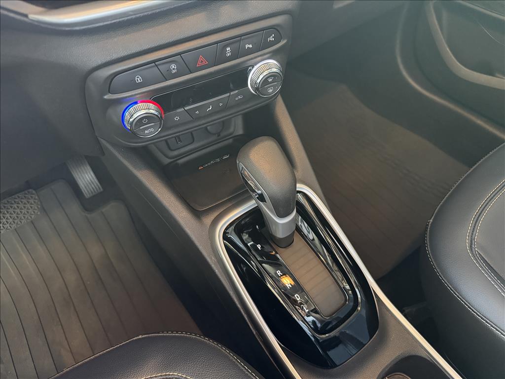 TRACKER 1.2 TURBO FLEX PREMIER AUTOMÁTICO11