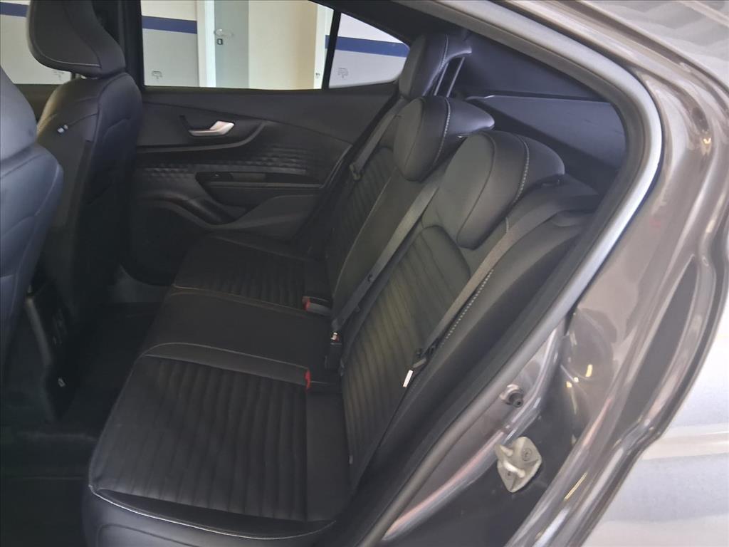 Fiat-FASTBACK-1.3 TURBO 270 FLEX LIMITED EDITION AT6