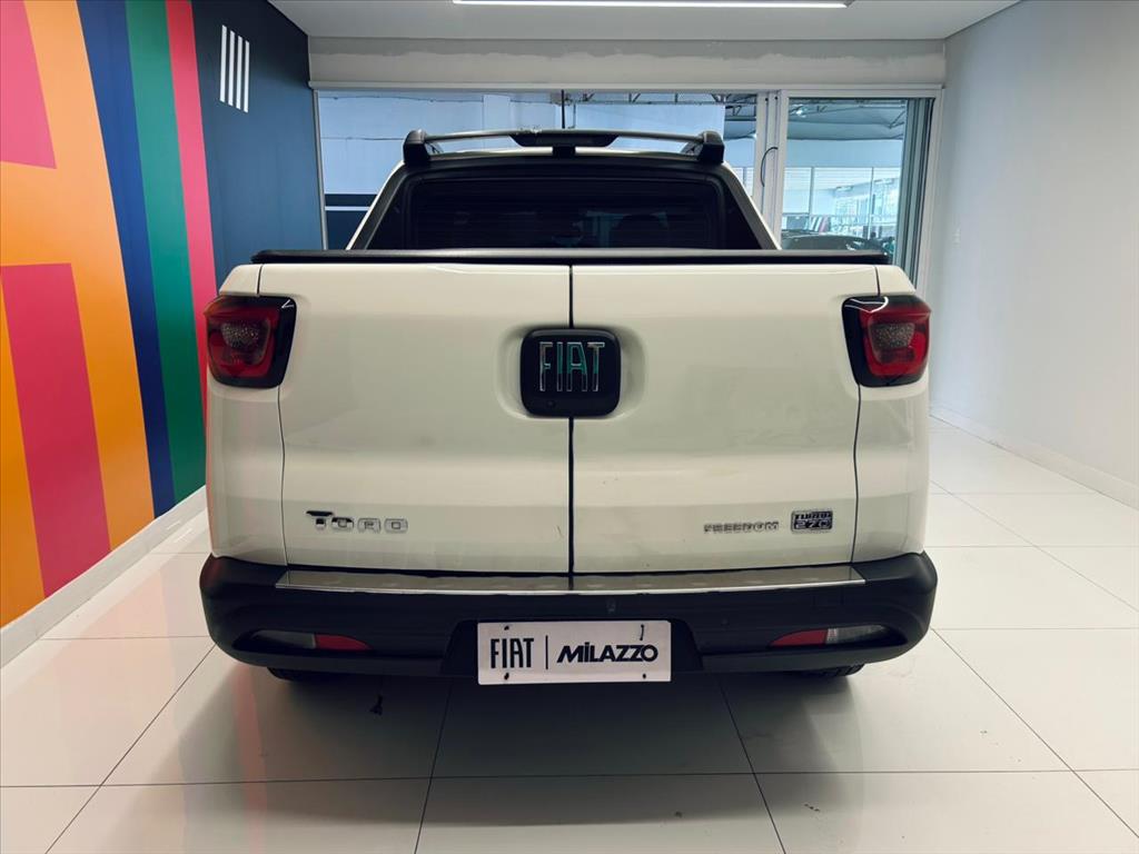 TORO 1.3 TURBO 270 FLEX FREEDOM AT64