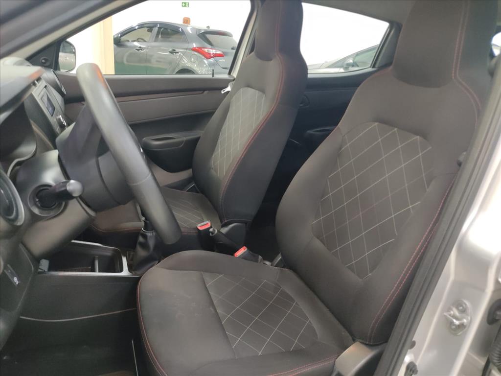 Renault-KWID-1.0 12V SCE FLEX ZEN MANUAL