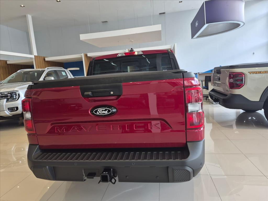 Ford-MAVERICK-2.0 ECOBOOST GASOLINA BLACK AUTOMÁTICO