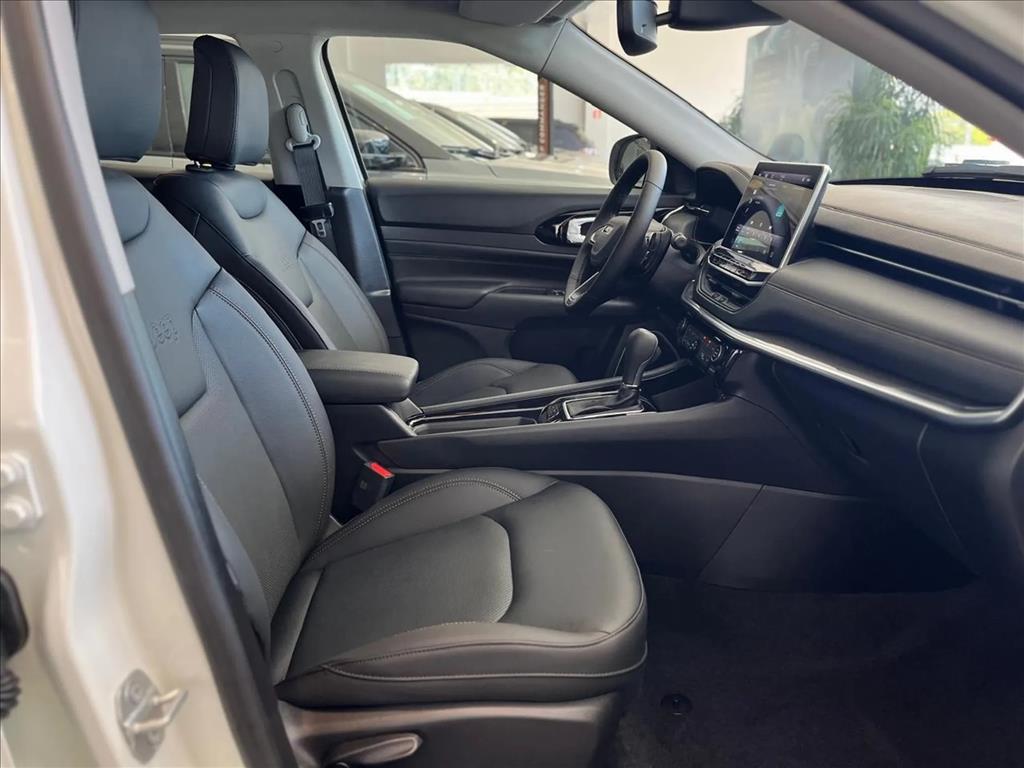 COMPASS 1.3 T270 TURBO FLEX LIMITED AT610