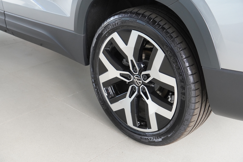 TAOS 1.4 250 TSI TOTAL FLEX HIGHLINE AUTOMÁTICO3