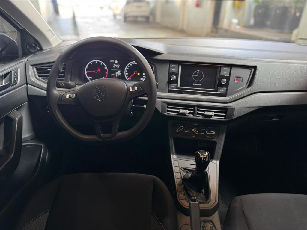 Volkswagen-POLO-1.0 MPI TRACK MANUAL