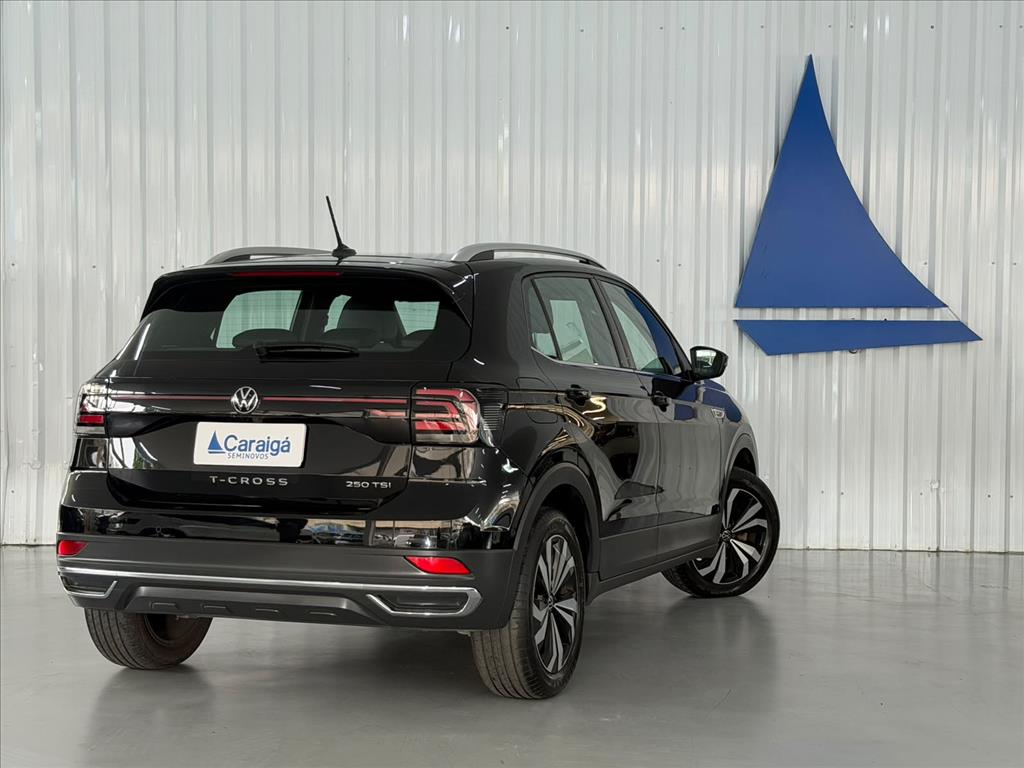 T-CROSS 1.4 250 TSI TOTAL FLEX HIGHLINE AUTOMÁTICO2