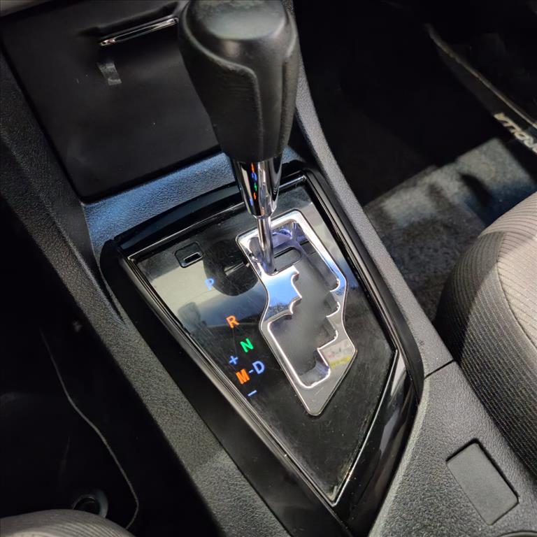 COROLLA 1.8 GLI 16V FLEX 4P MANUAL