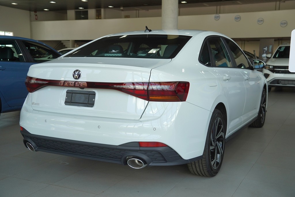 JETTA 2.0 350 TSI GASOLINA GLI DSG5